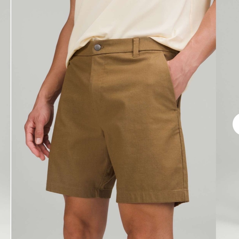 LULULEMON- Commission Classic-Fit Short 7" Oxford size 34